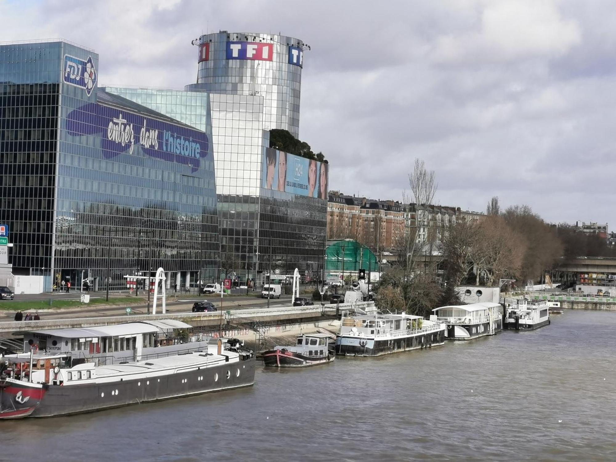 Logement Vue Sur La Seine Boulogne-Billancourt Exterior foto